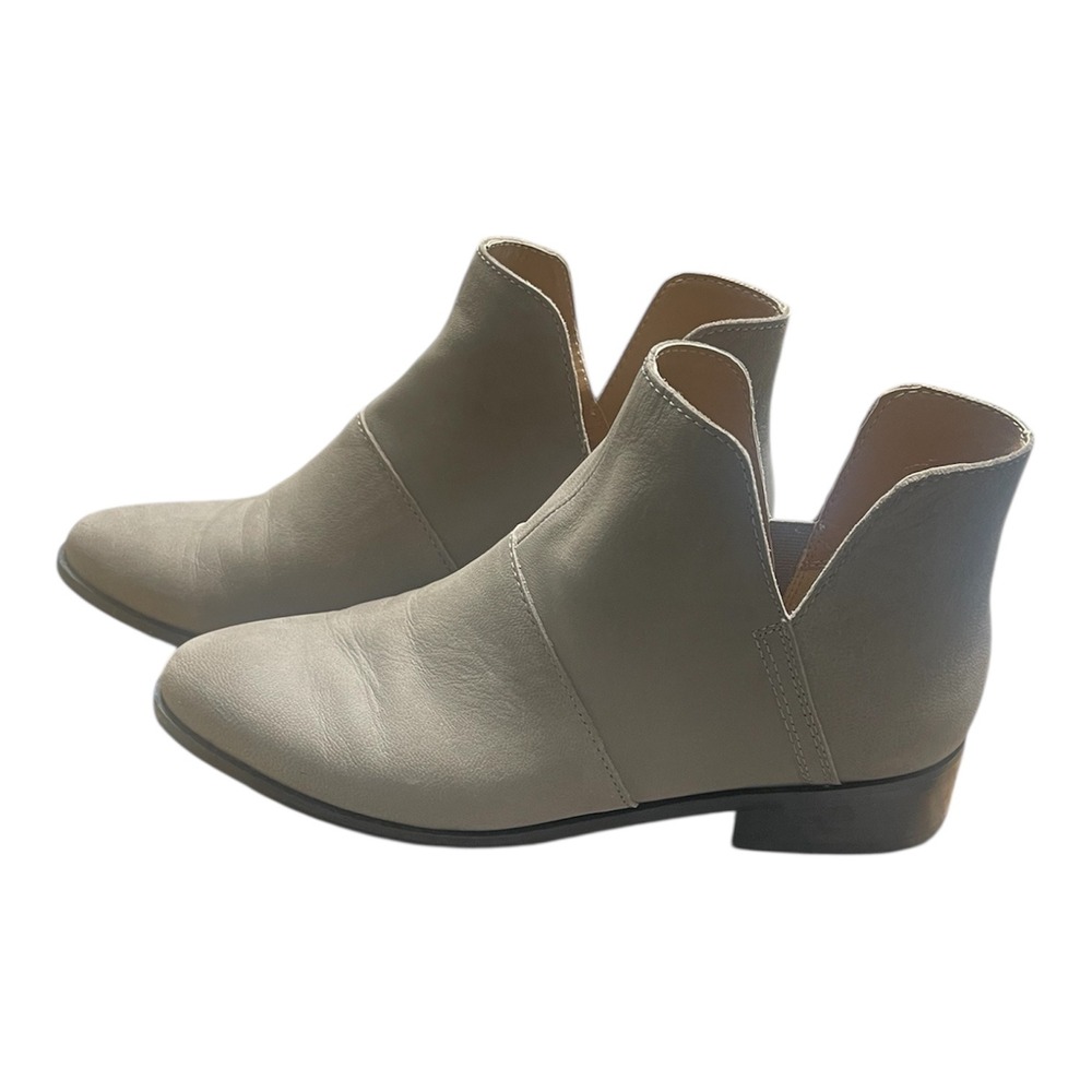 Lucky Brand Paramore Grey Leather V Cut Ankle Booties‎ Women Size 7.5M
